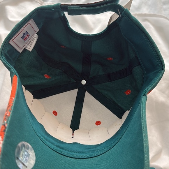 Vintage NWT  NFL Miami Dolphins Throw Back, Adjustable Back - Picture 6 of 10